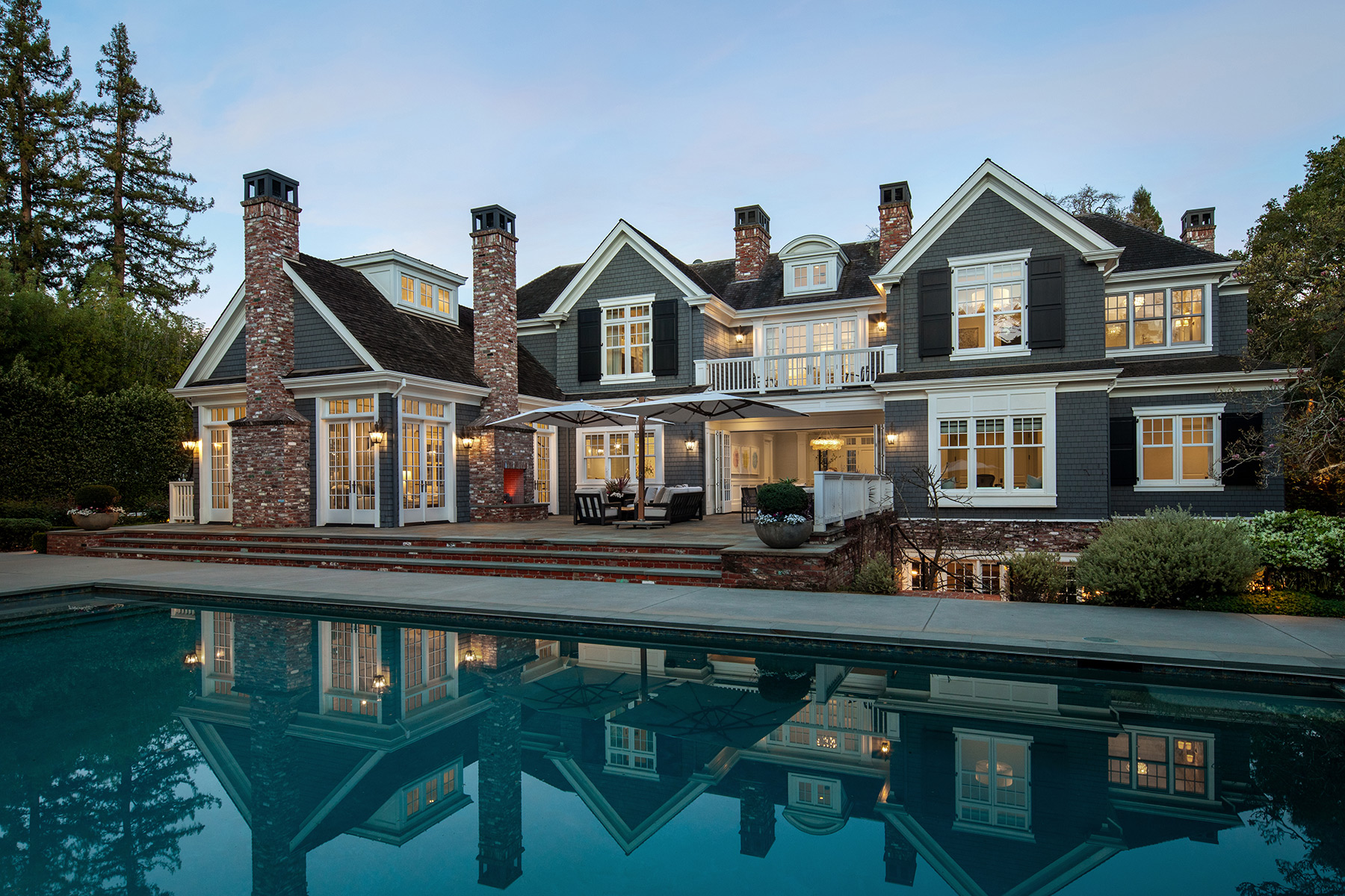 20-Back-Dusk-1800x1200